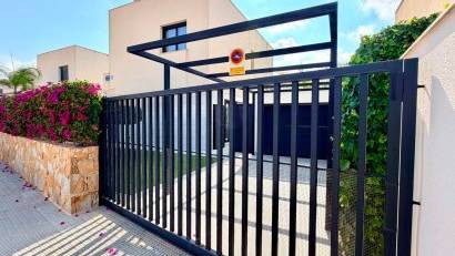 Reventa - Detached villa -
Los Montesinos