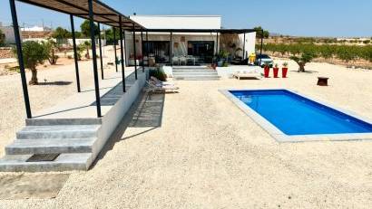 Resale - Detached villa -
Pinoso