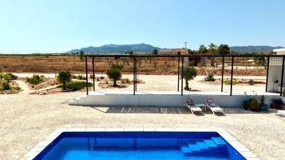 Resale - Detached villa -
Pinoso