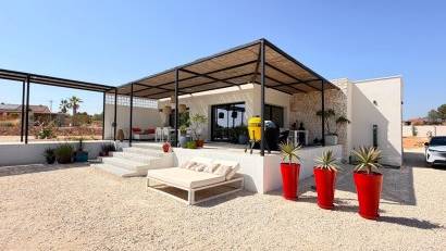 Resale - Detached villa -
Pinoso