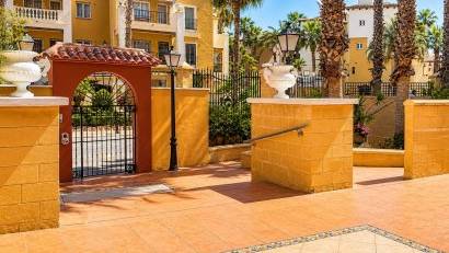 Resale - Apartment -
Torrevieja - Playa de los Locos