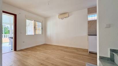 Reventa - Villa -
Orihuela - Los Balcones