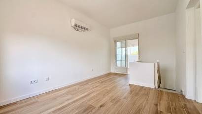 Reventa - Villa -
Orihuela - Los Balcones