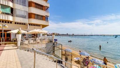 Återförsäljning - Apartment -
Torrevieja - Playa del Acequión