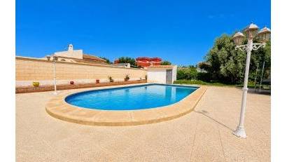 Återförsäljning - Villa -
Torrevieja - La siesta