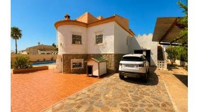 Återförsäljning - Villa -
Torrevieja - La siesta