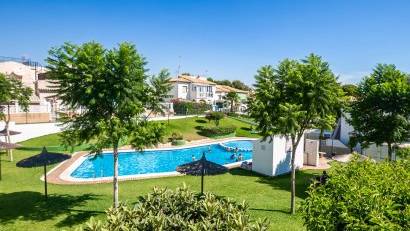 Resale - Bungalow -
Los Balcones