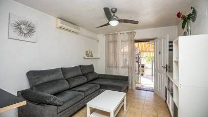 Resale - Bungalow -
Los Balcones