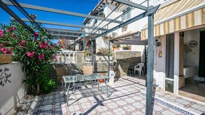 Resale - Bungalow -
Los Balcones