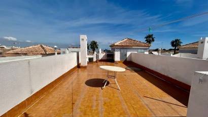 Återförsäljning - Apartment -
Los Altos - Dream Hills