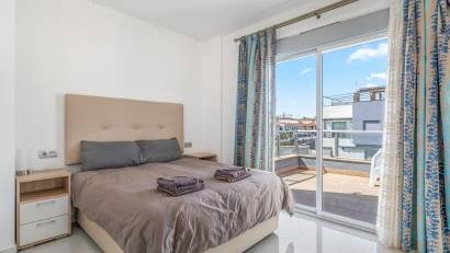 Återförsäljning - Semi detached -
Punta Prima - Marina Med