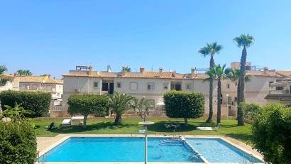 Återförsäljning - Bungalow -
Torrevieja - Aguas Nuevas
