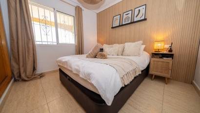 Återförsäljning - Apartment -
Mil Palmeras - Riomar