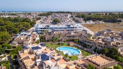 Återförsäljning - Apartment -
Mil Palmeras - Riomar