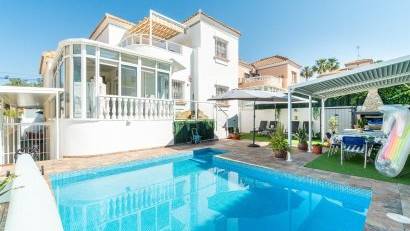 Återförsäljning - Villa -
San Miguel - Las filipinas