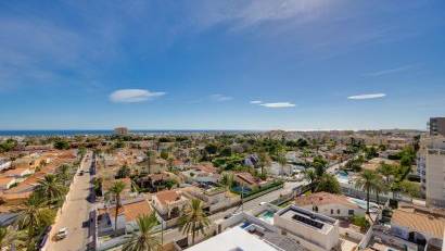 Resale - Apartment -
Torrevieja