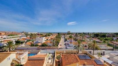Resale - Apartment -
Torrevieja