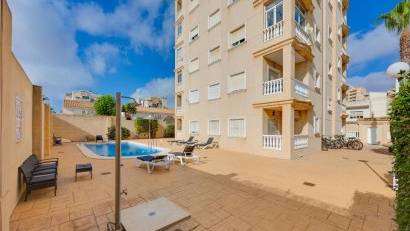 Resale - Apartment -
Torrevieja