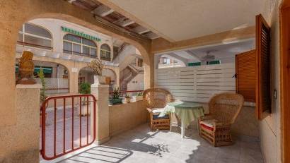 Återförsäljning - Apartment -
Torrevieja - Acequion