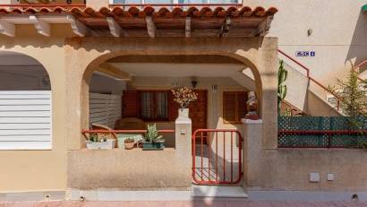 Återförsäljning - Apartment -
Torrevieja - Acequion