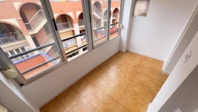 Återförsäljning - Apartment -
Torrevieja - La Mata