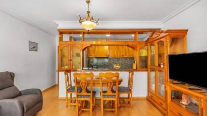 Återförsäljning - Apartment -
Torrevieja - Paseo maritimo