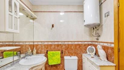 Återförsäljning - Apartment -
Torrevieja - Paseo maritimo