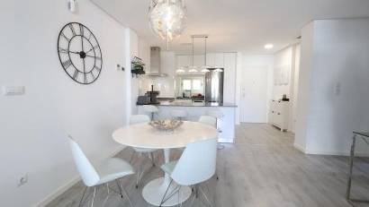 Återförsäljning - Apartment -
Orihuela Costa - Los Dolses