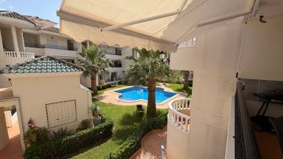 Resale - Apartment -
Jacarilla