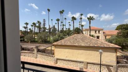 Resale - Apartment -
Jacarilla