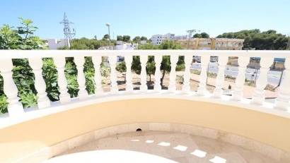 Återförsäljning - Villa -
Orihuela Costa - Las Filipinas