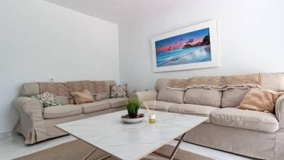 Återförsäljning - Radhus -
Villamartin - Verdemar