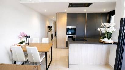 Återförsäljning - Apartment -
Orihuela Costa - Punta Prima