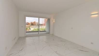 Reventa - Apartment -
Punta Prima