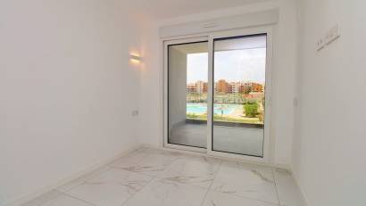Reventa - Apartment -
Punta Prima