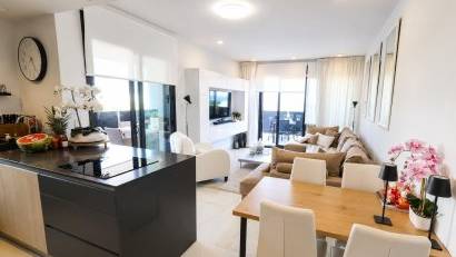 Återförsäljning - Apartment -
Orihuela Costa - Punta Prima