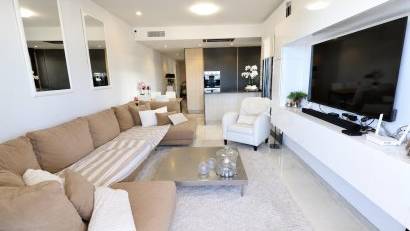 Återförsäljning - Apartment -
Orihuela Costa - Punta Prima