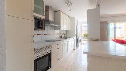Återförsäljning - Bungalow -
Orihuela Costa - Punta Prima