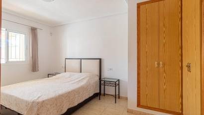 Återförsäljning - Bungalow -
Orihuela Costa - Punta Prima