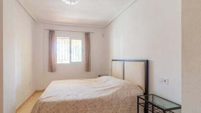 Återförsäljning - Bungalow -
Orihuela Costa - Punta Prima