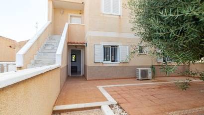 Återförsäljning - Bungalow -
Orihuela Costa - Punta Prima