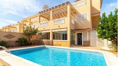 Återförsäljning - Bungalow -
Orihuela Costa - Punta Prima