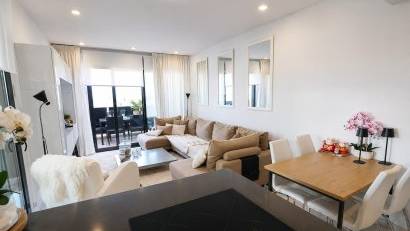 Återförsäljning - Apartment -
Orihuela Costa - Punta Prima