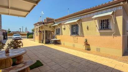 Resale - Villa -
CATRAL - Catral
