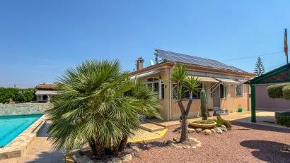 Resale - Villa -
CATRAL - Catral