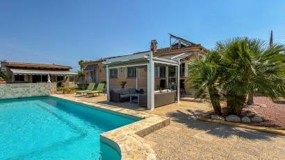 Resale - Villa -
CATRAL - Catral