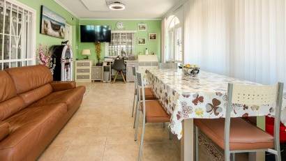 Resale - Villa -
CATRAL - Catral