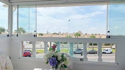 Återförsäljning - Bungalow -
Torrevieja - Aguas Nuevas