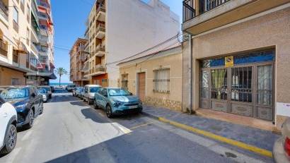 Återförsäljning - Apartment -
Torrevieja - Playa del Cura