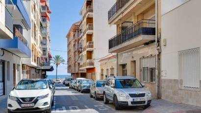 Återförsäljning - Apartment -
Torrevieja - Playa del Cura
